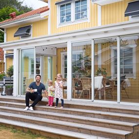 WG 40 glaspartier gult hus
