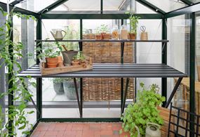 Eksempelbillede: Arbejdsbænk til Green Room-drivhuse